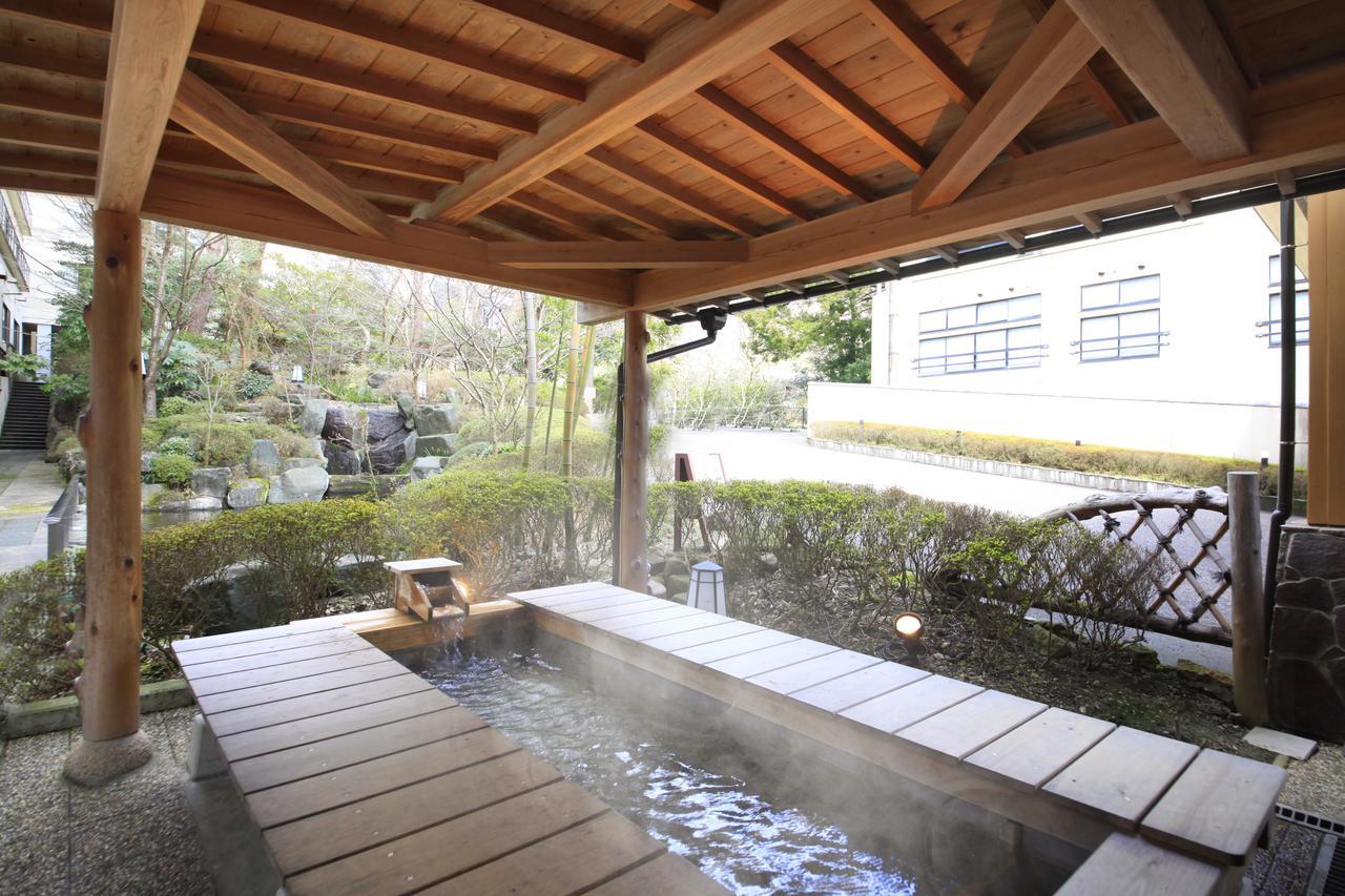 ホテル 四季の宿 みのや 弥彦村 エクステリア 写真